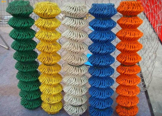 5mm Kim loại 4 chân Hàng rào liên kết chuỗi Pvc Hàng rào kim cương Bề mặt mịn