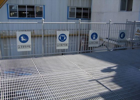 Nền tảng dầu khí đại dương Lưới sàn mạ kẽm dày 6mm đã khóa áp suất