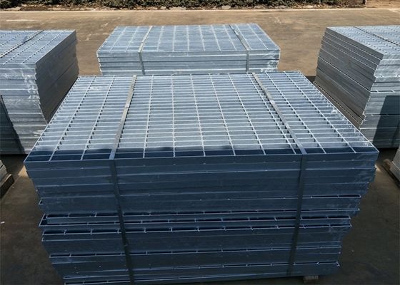 Sàn Catwalk bằng kim loại mạ kẽm 25x5 Nền tảng công nghiệp Q345