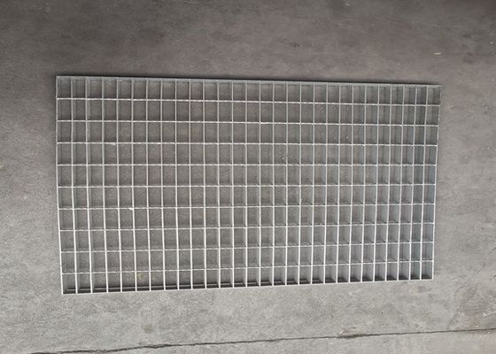 Lối đi bộ cho người đi bộ Lưới thép lưới thép mạ kẽm nhúng nóng răng cưa