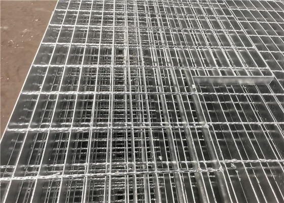Nền tảng cầu thang răng cưa Lưới thép mạ kẽm nhúng nóng 3X30