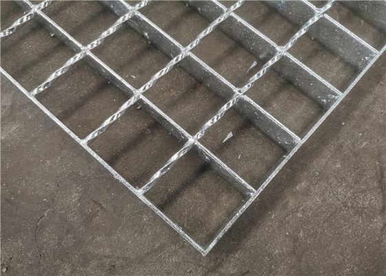 Nền tảng thép cacbon Q235 Lưới thép mạ kẽm hình vuông có răng cưa