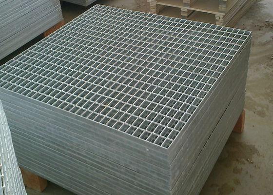 Lưới kim loại nặng bằng thép carbon 40x5mm Mạ điện