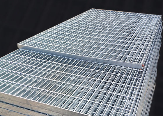 Lưới kim loại nặng bằng thép carbon 40x5mm Mạ điện