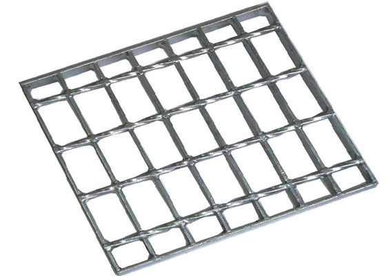 Chống gỉ Lưới thép hàn 32x5mm vuông răng cưa không trượt