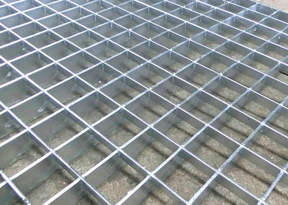 Lưới thép hàn chống trượt Q345 Chiều rộng 1250mm Mạ kẽm nhúng nóng
