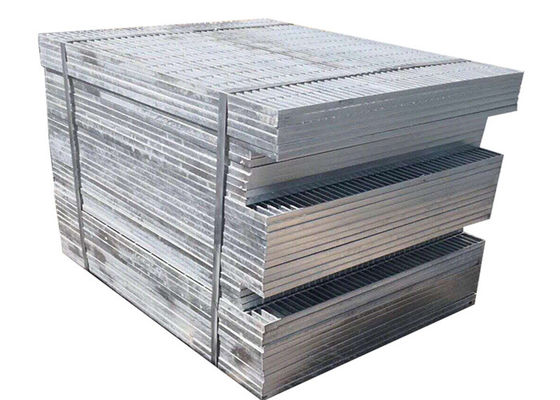 Chống trượt 100mm Sàn thép Catwalk Áp lực bị khóa cho cầu đi bộ
