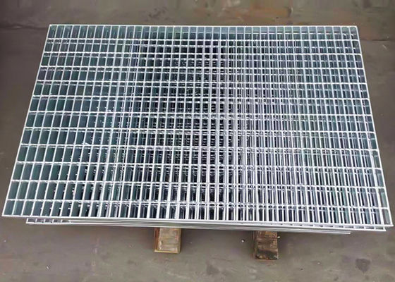 Chống trượt 100mm Sàn thép Catwalk Áp lực bị khóa cho cầu đi bộ