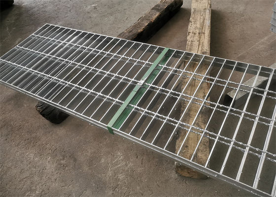Tấm lưới thép ngoài trời dày 4mm Lớp mạ kẽm nhúng nóng Mạ kẽm cao