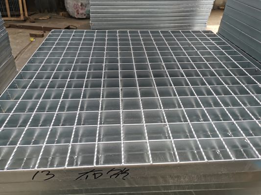 Cổng vuông không trượt bằng thép Grate Cầu thang 40mm cho kỹ thuật vệ sinh