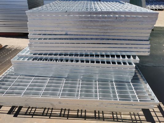 Hội thảo 32 * 3mm Cầu thang hàn Treads Lưới thép Trượt bằng chứng chống nổ