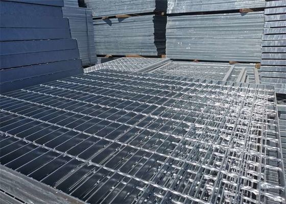 Nhà máy hóa chất Lưới thép mạ kẽm nhúng nóng Tấm răng cưa 1m
