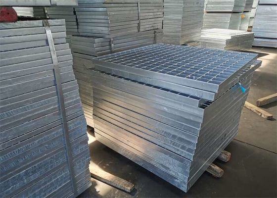 Nhà máy hóa chất Lưới thép mạ kẽm nhúng nóng Tấm răng cưa 1m