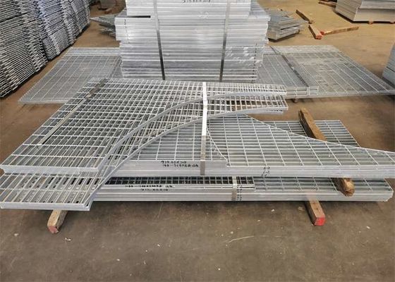 Lưới thép mạ kẽm nhúng nóng Lưới tản nhiệt 25 * 3mm Hình dạng tùy chỉnh