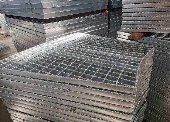 Đường lái xe bằng thép mạ kẽm có răng Lưới nhôm 6063 cho hệ thống thoát nước sân vận động