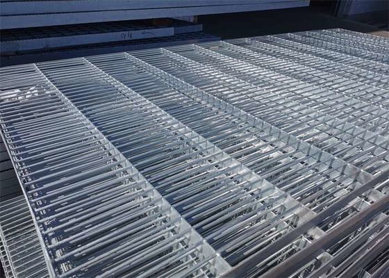 20 × 5mm Lưới thép mạ kẽm nhúng nóng Đường đi bộ Lưới kim loại cho đường lái xe