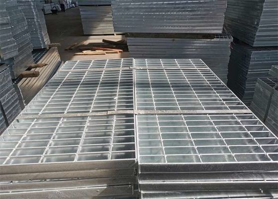 Hệ thống thoát nước cho đường lái xe hạng nặng dày 6mm Loại 25x3mm Kiểu răng cưa