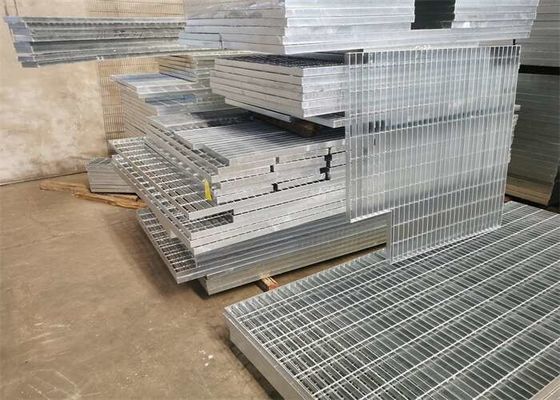 Lưới thép chống ăn mòn Chiều rộng 1250mm cho các nhà máy hóa chất