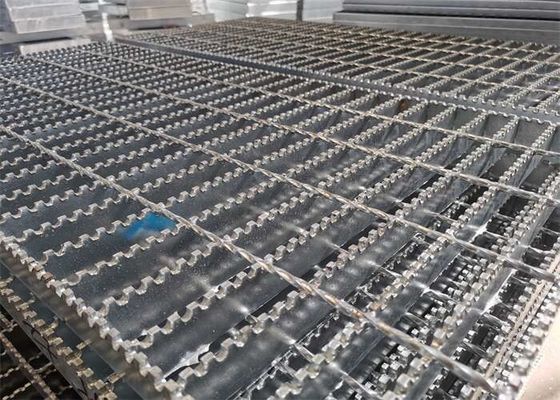 Thanh chống trượt Thanh lưới chắn Treads 5mm Ống thoát nước kim loại dày 5mm Khả năng chịu áp lực