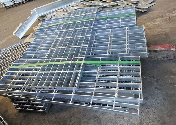 Hệ thống thoát nước thành phố Q345 Đường lái xe bằng thép Lưới mài kiểu răng cưa