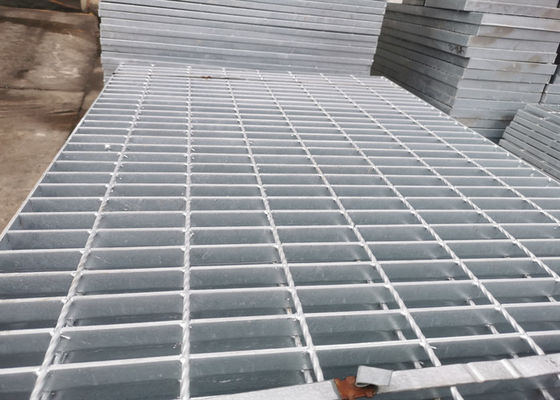 Nhà máy Bán nóng Dễ dàng lắp đặt Lưới thép hàn mạ kẽm cho kênh thoát nước