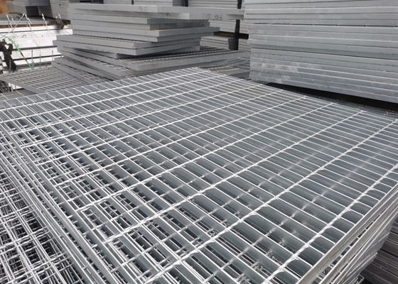 Nền tảng đường lái xe Đường đi bộ lưới thép 120mm Lớp phủ kẽm cao