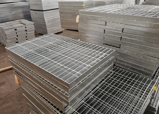 Nền tảng đường lái xe Đường đi bộ lưới thép 120mm Lớp phủ kẽm cao