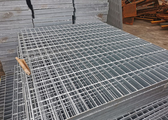 Nền tảng lưới đi bộ mạ kẽm hạng nặng không trượt 75x10mm