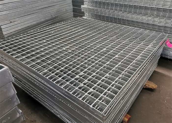 Bãi đậu xe Q195 Đường lái xe bằng thép Lưới mài răng cưa Loại I